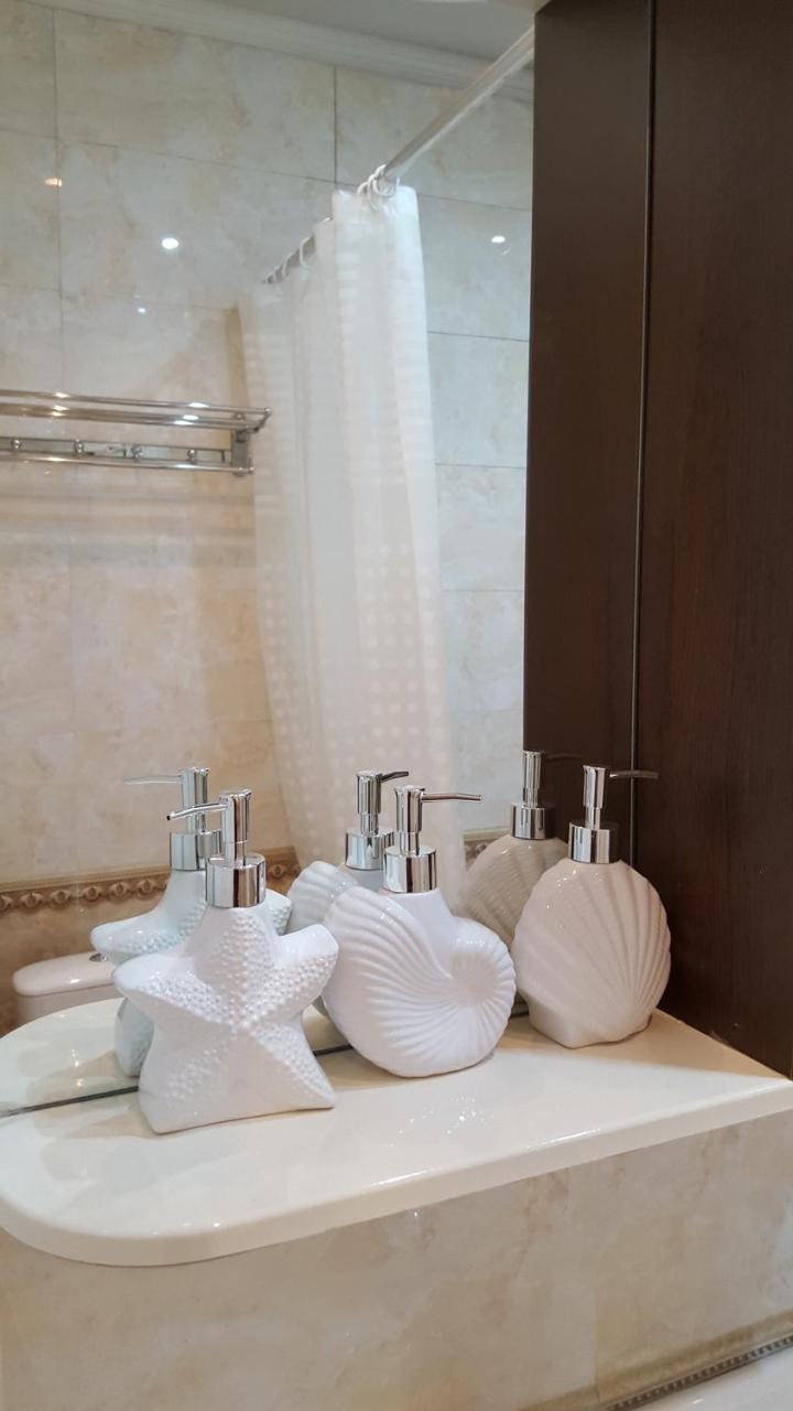 Apartment On Nazarbayeva 77 Almaty Bagian luar foto